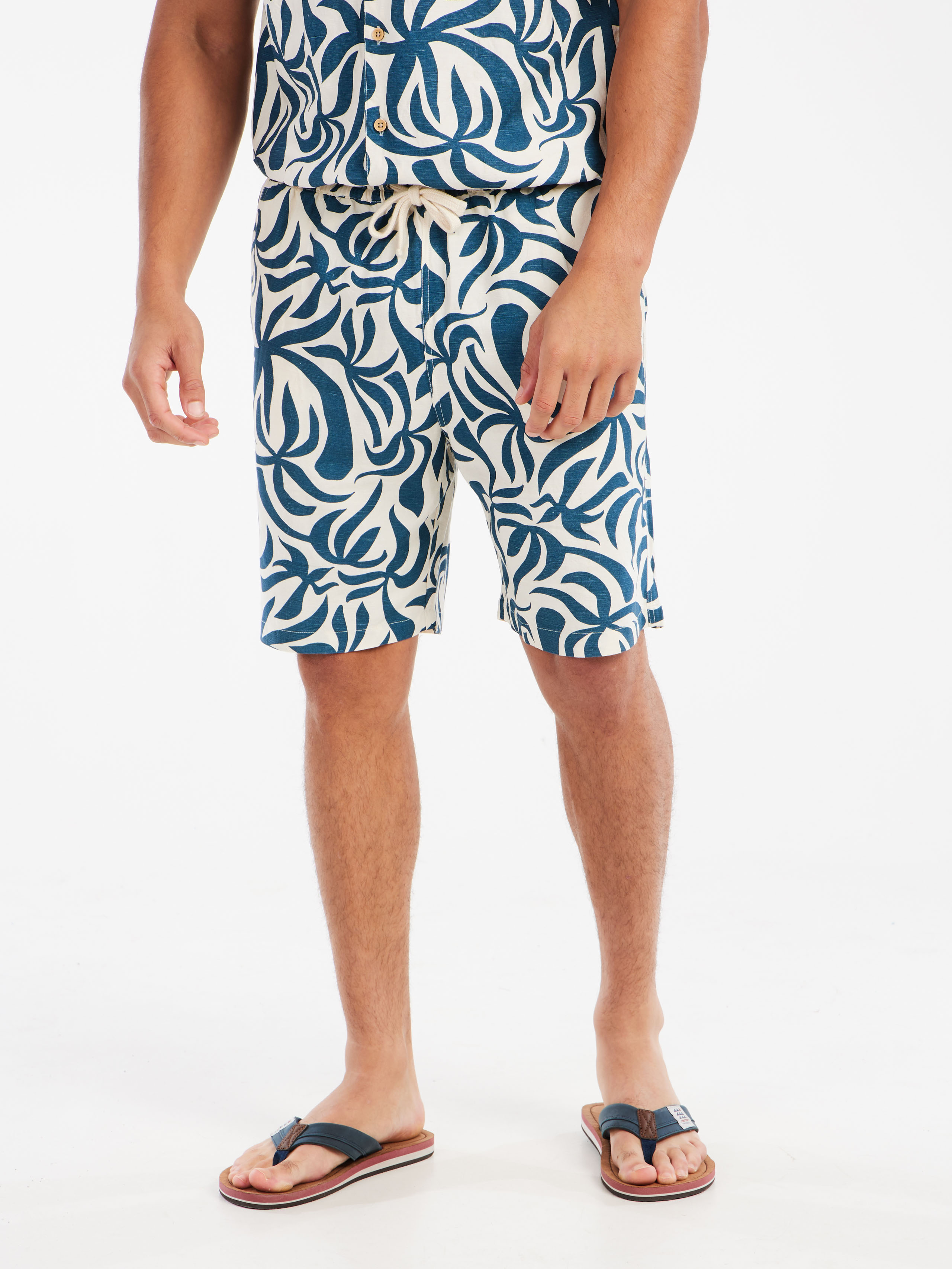 Protest Prtbohdi Korte Broek Men - White