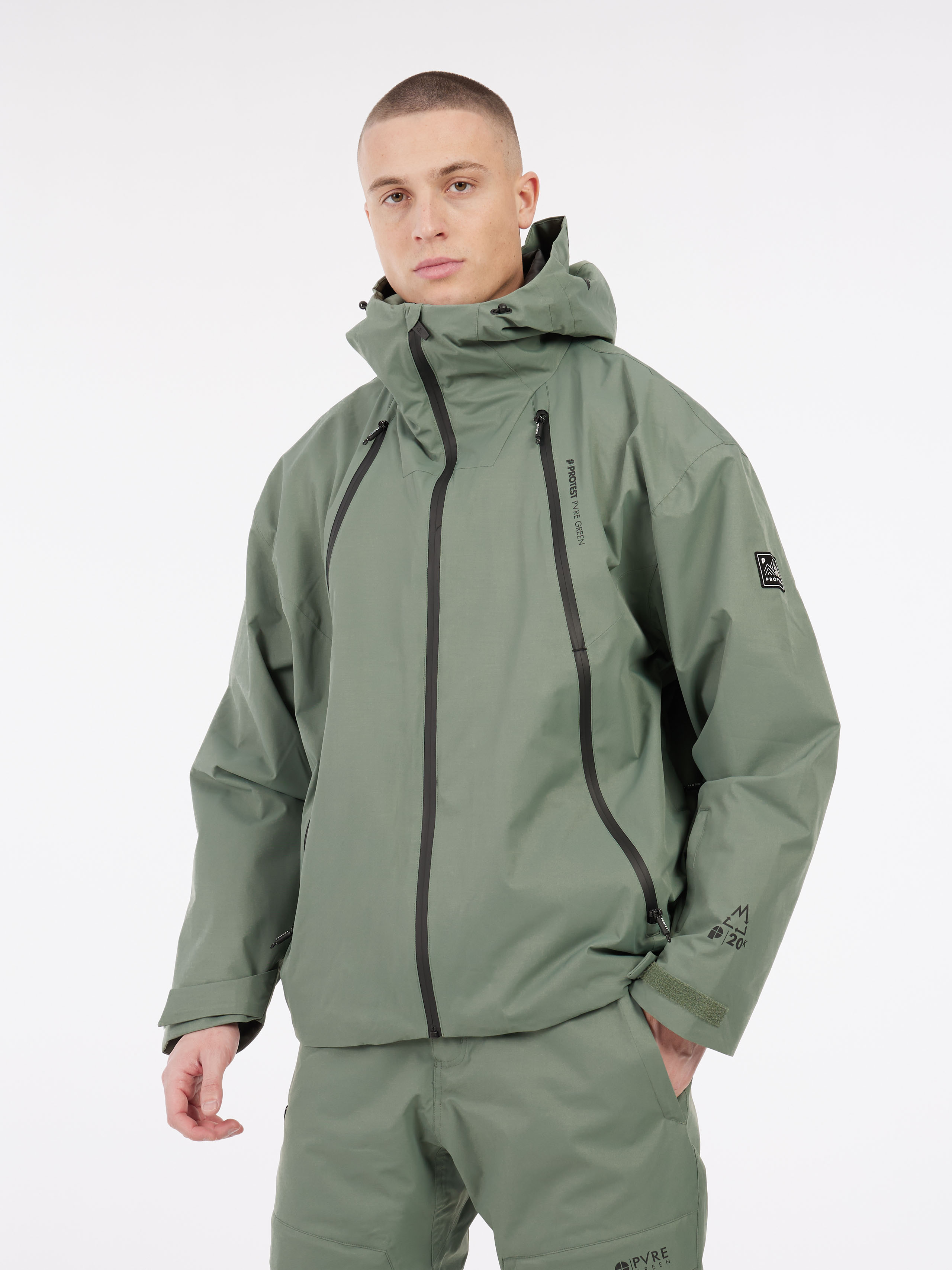 65752007_556_model_front-